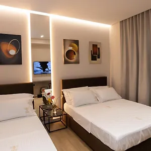 Hotel Bee, Vlorë